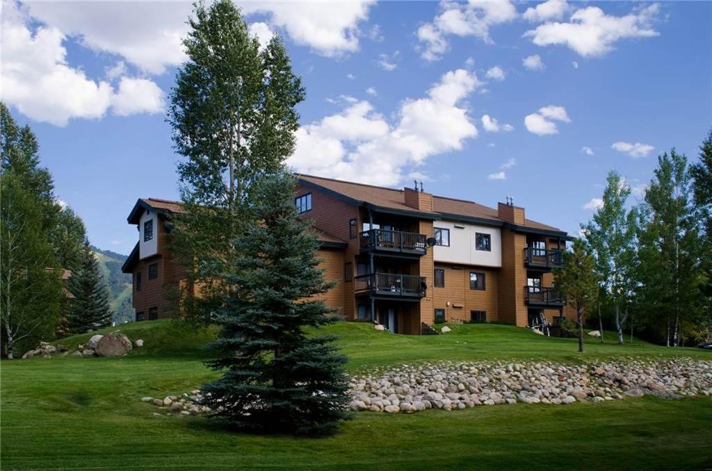 The Pines Condominiums Стиймбоут Спрингс Екстериор снимка