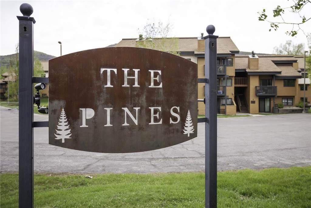 The Pines Condominiums Стиймбоут Спрингс Екстериор снимка